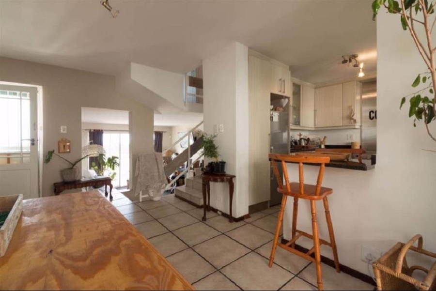 3 Bedroom Property for Sale in Vredehoek Western Cape
